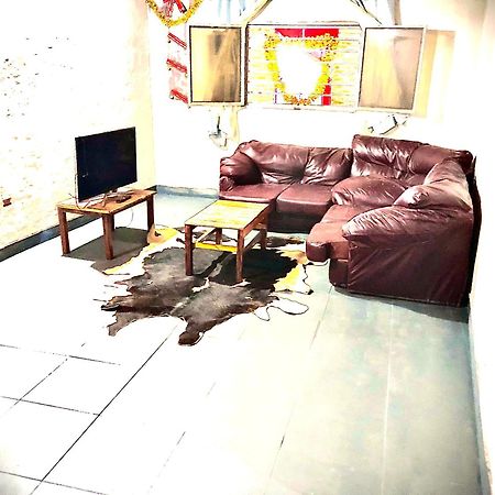 La Escala Aeropuerto Bed & Breakfast Luque Dış mekan fotoğraf
